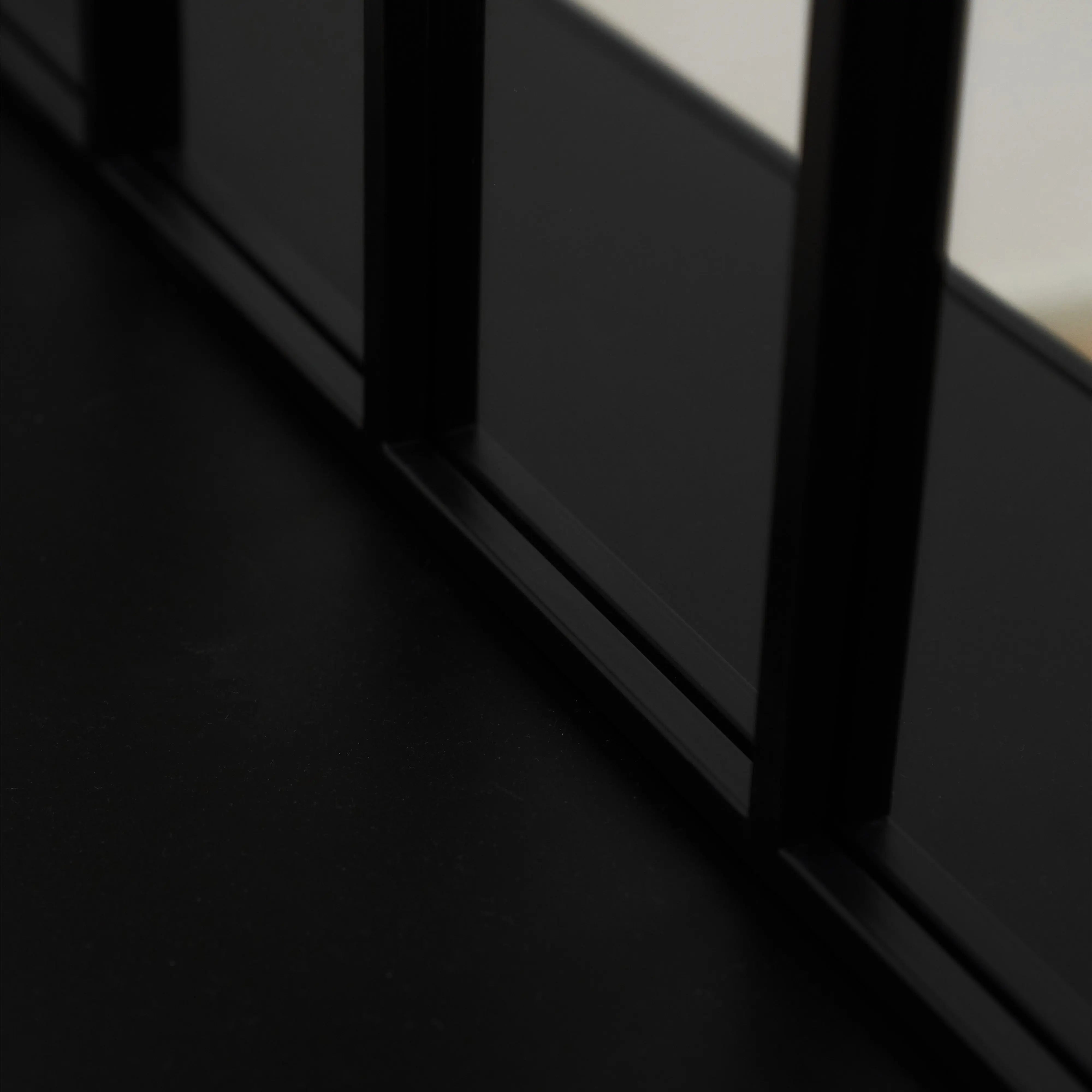 Miroir de Fenêtre Arqué en Métal Noir de Style Industriel - 120 cm x 80 cm Center Kasa