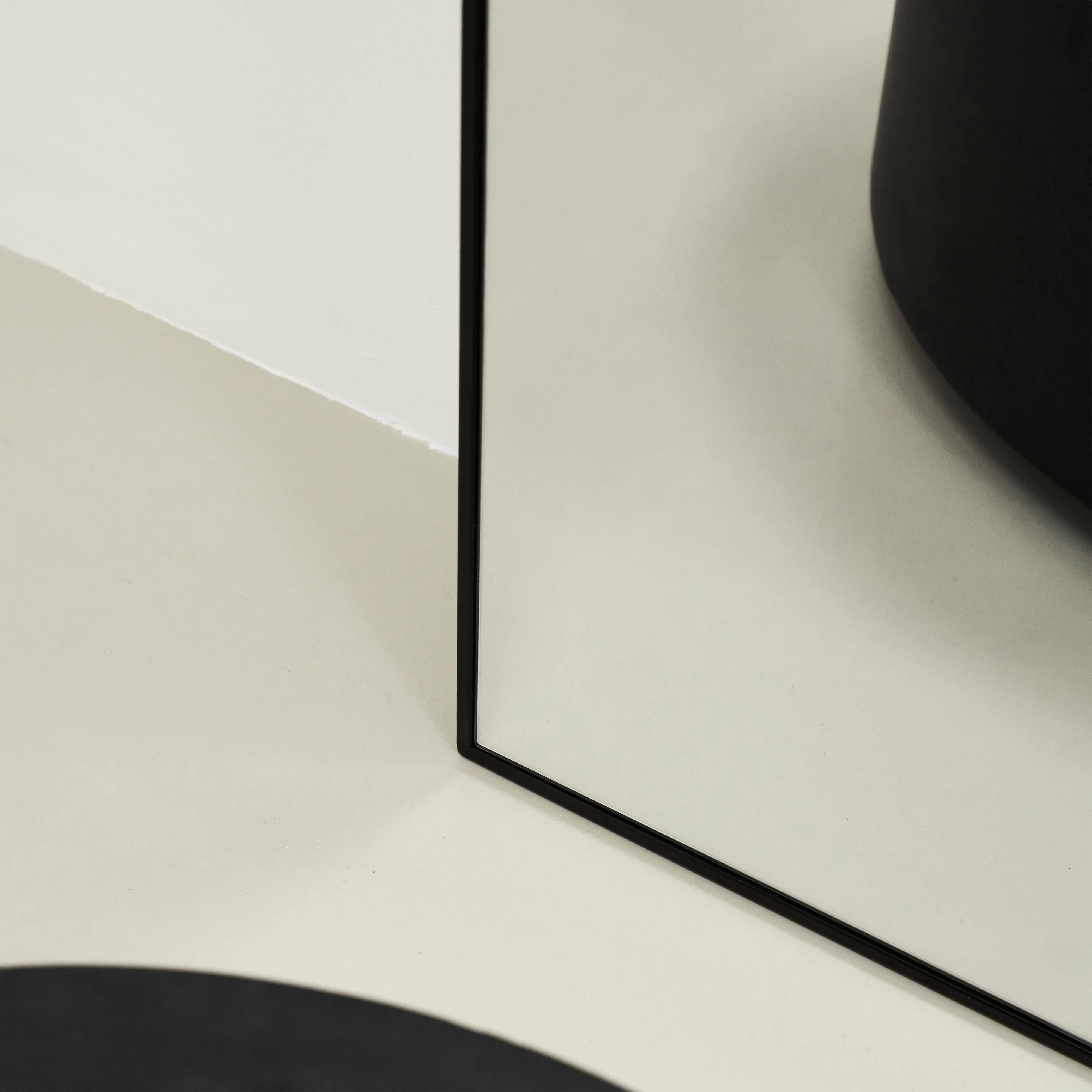 Miroir Arqué Mural en Métal Noir - Grand Format 200 cm x 120 cm Center Kasa