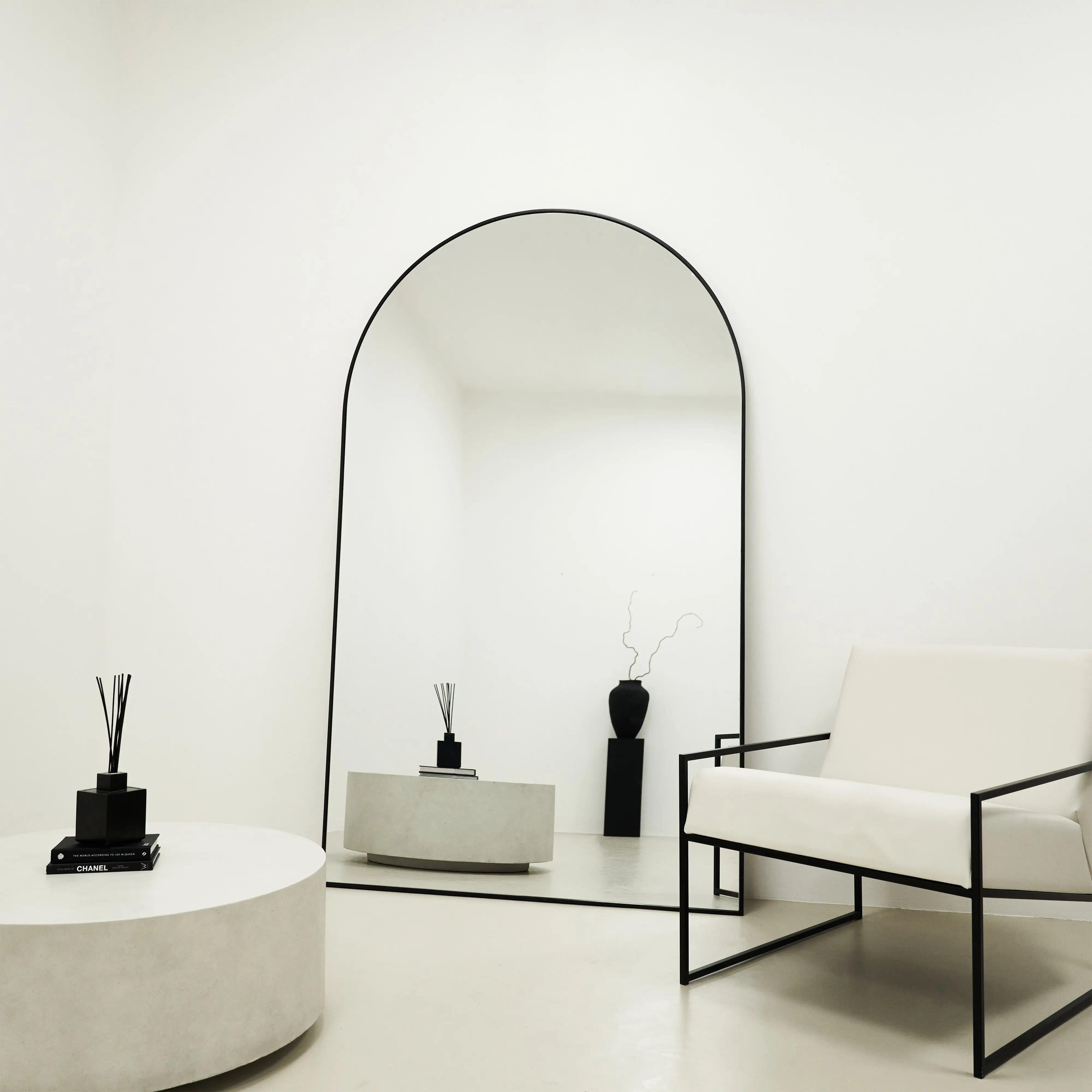 Miroir Arqué Mural en Métal Noir - Grand Format 200 cm x 120 cm Center Kasa