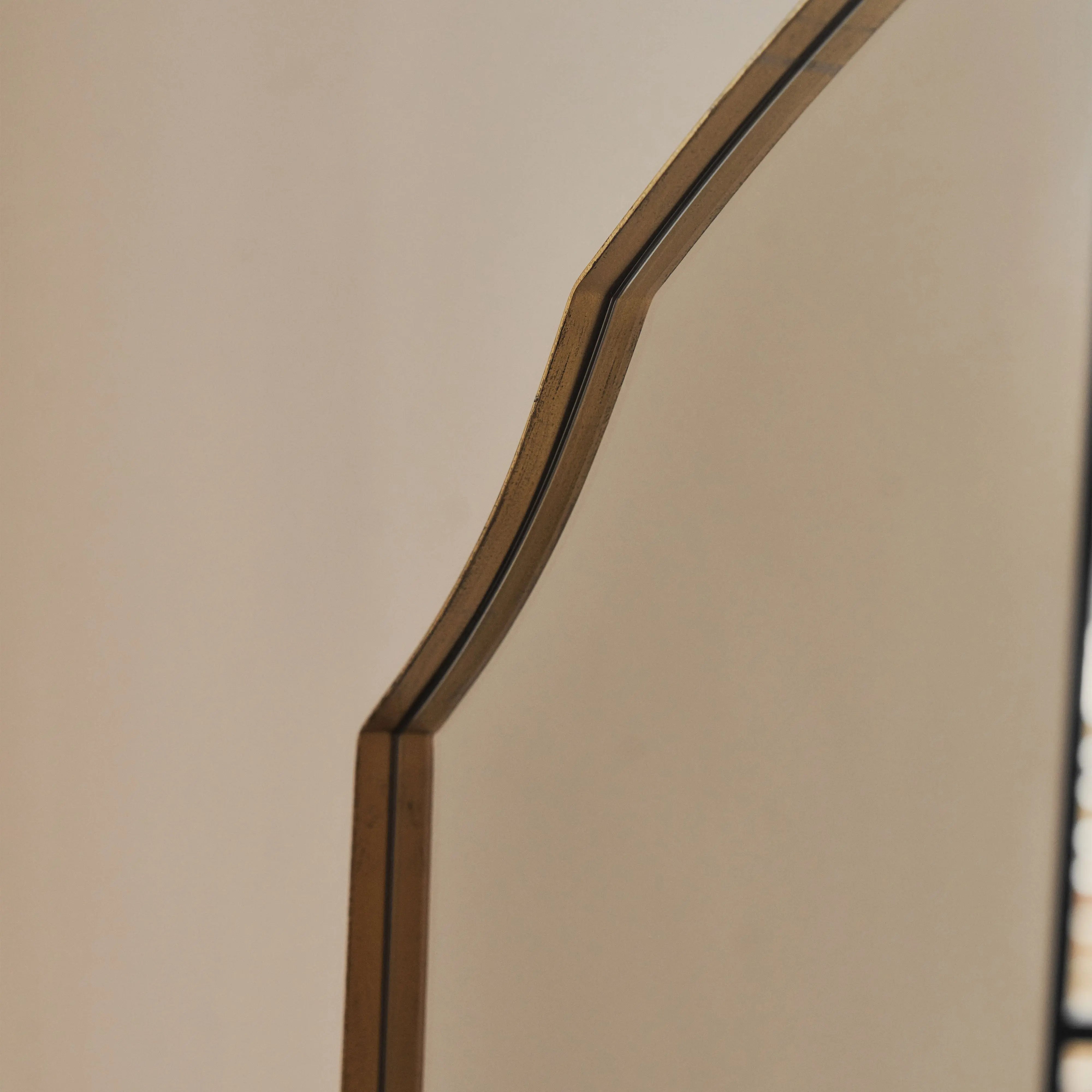 Isla - Miroir Mural Grand Arche en Métal Doré - 120 cm x 90 cm Center Kasa