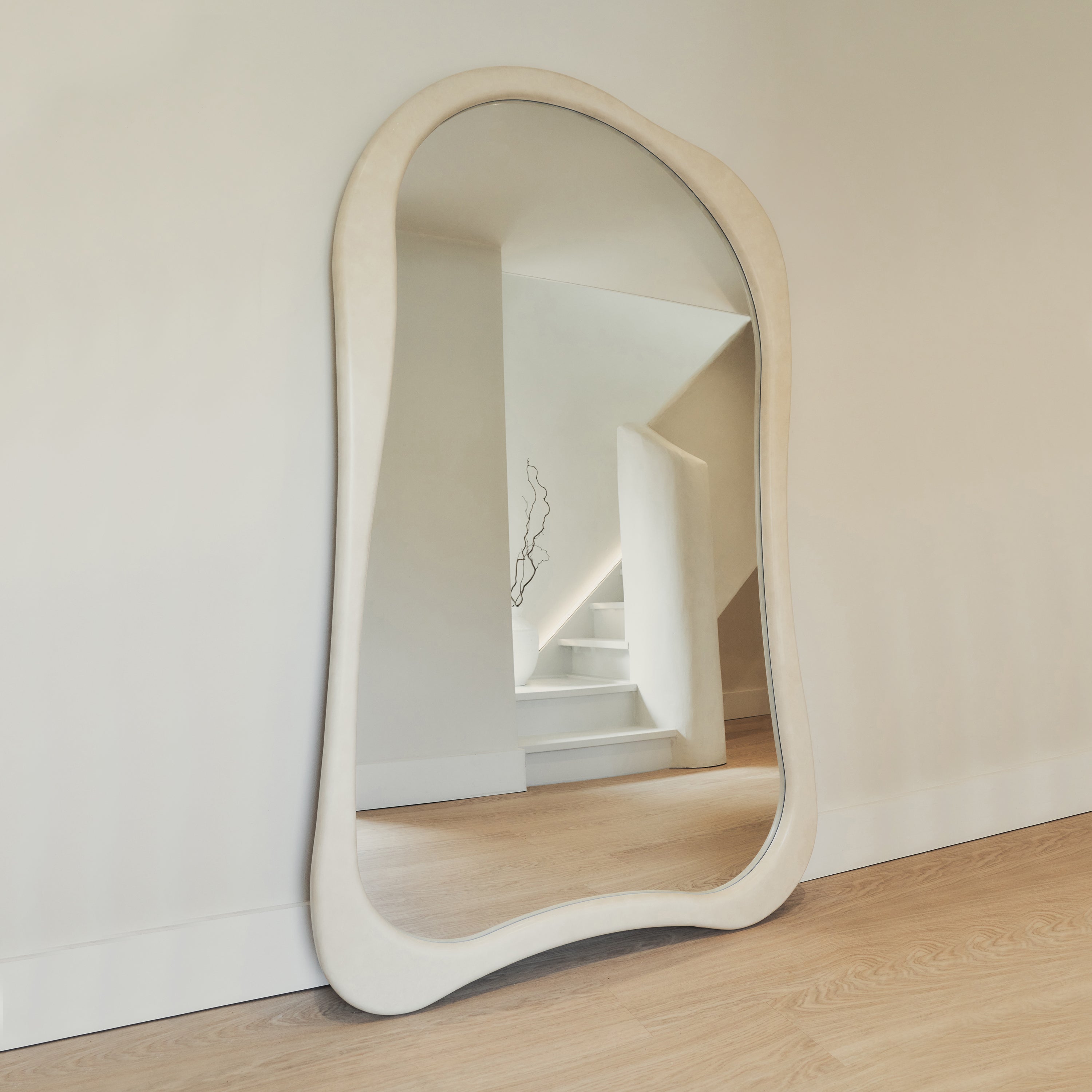 Arcurva - Grand Miroir Irrégulier Design Béton 190 cm x 120 cm Center Kasa