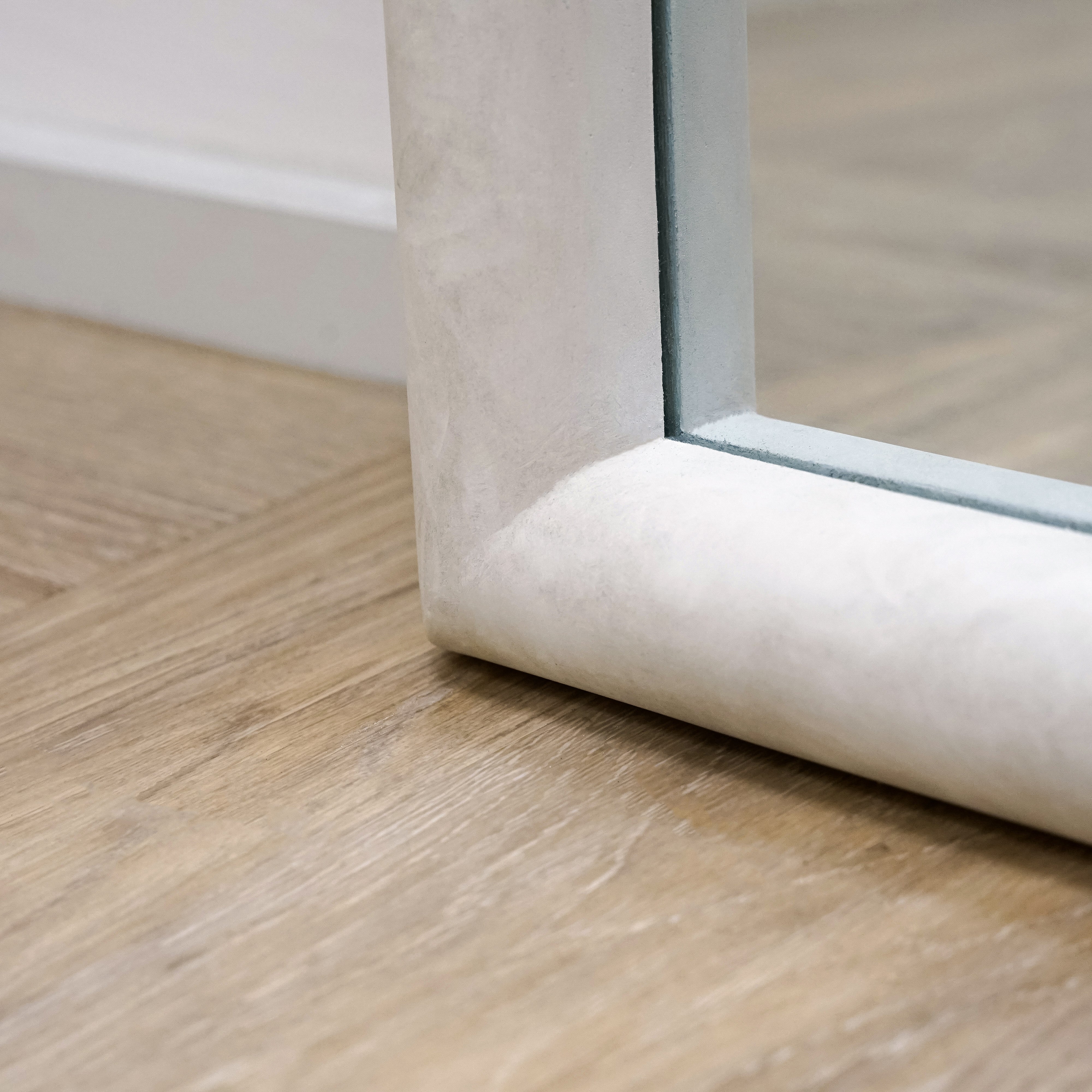 Miroir Arqué Amora - Grand Miroir de Plain-Pied Effet Béton (172 cm x 60 cm) Center Kasa