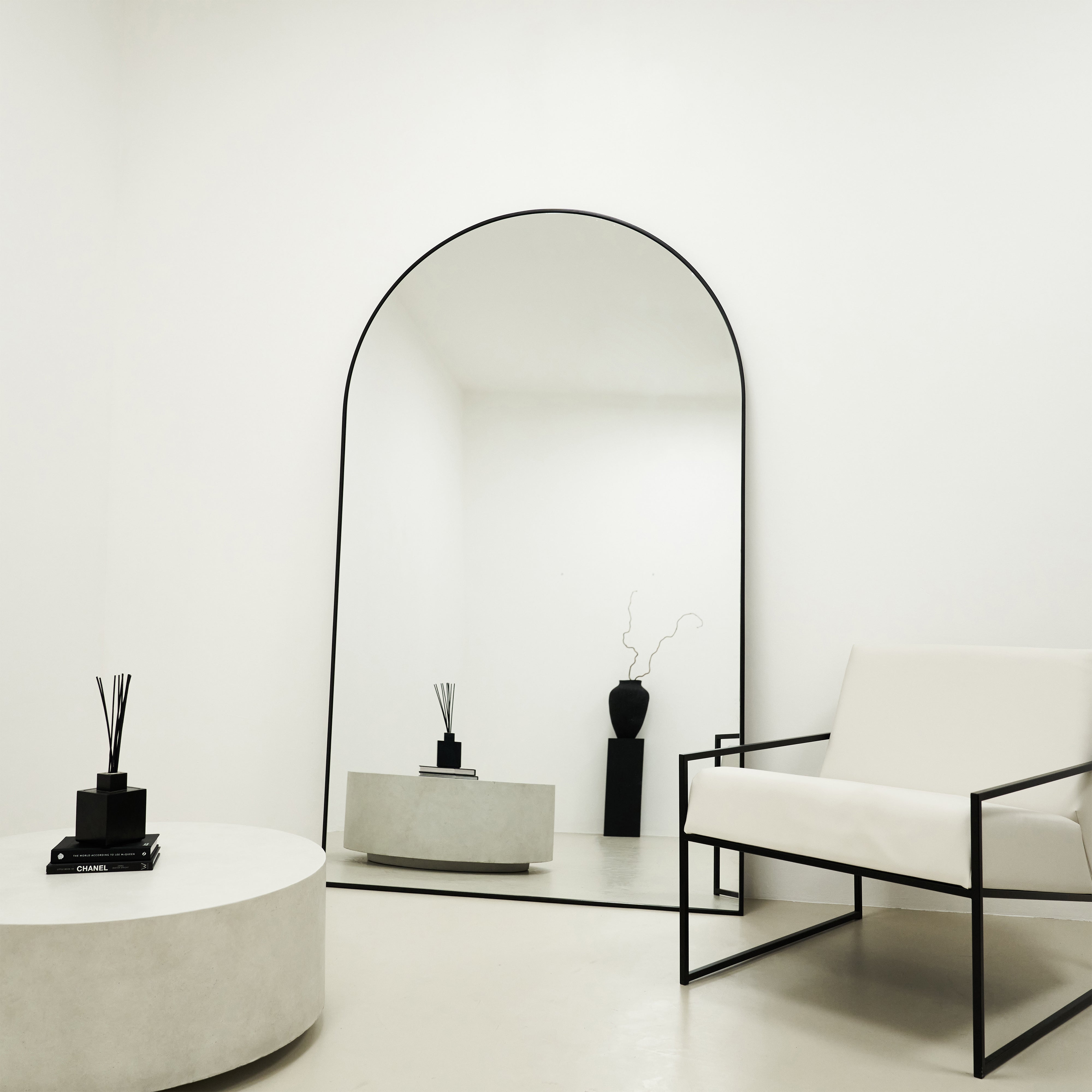 Miroir Arqué Mural en Métal Noir - Grand Format 200 cm x 120 cm Center Kasa