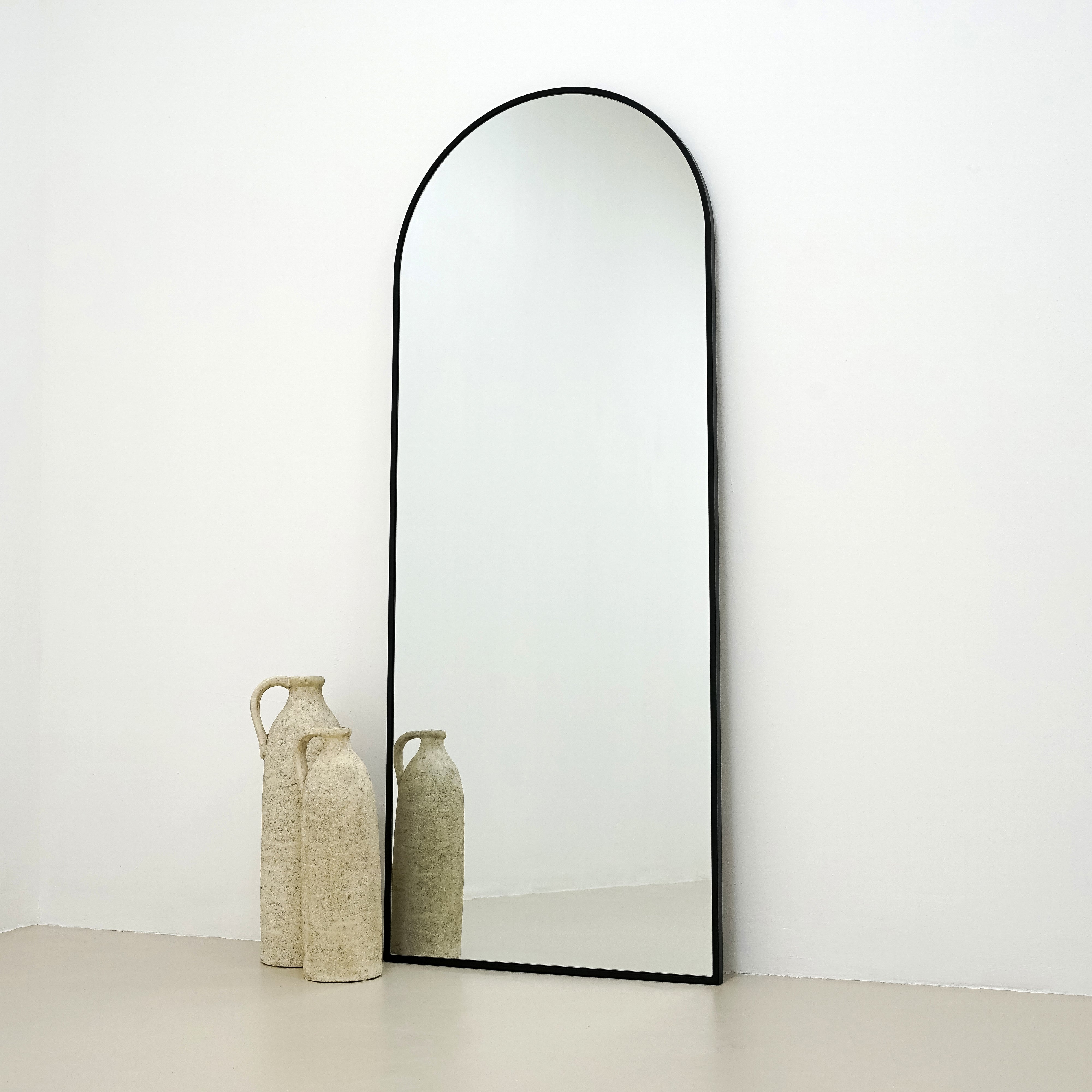 Miroir Arqué Noir Liberty - Pleine Longueur en Métal - 160 cm x 60 cm Center Kasa