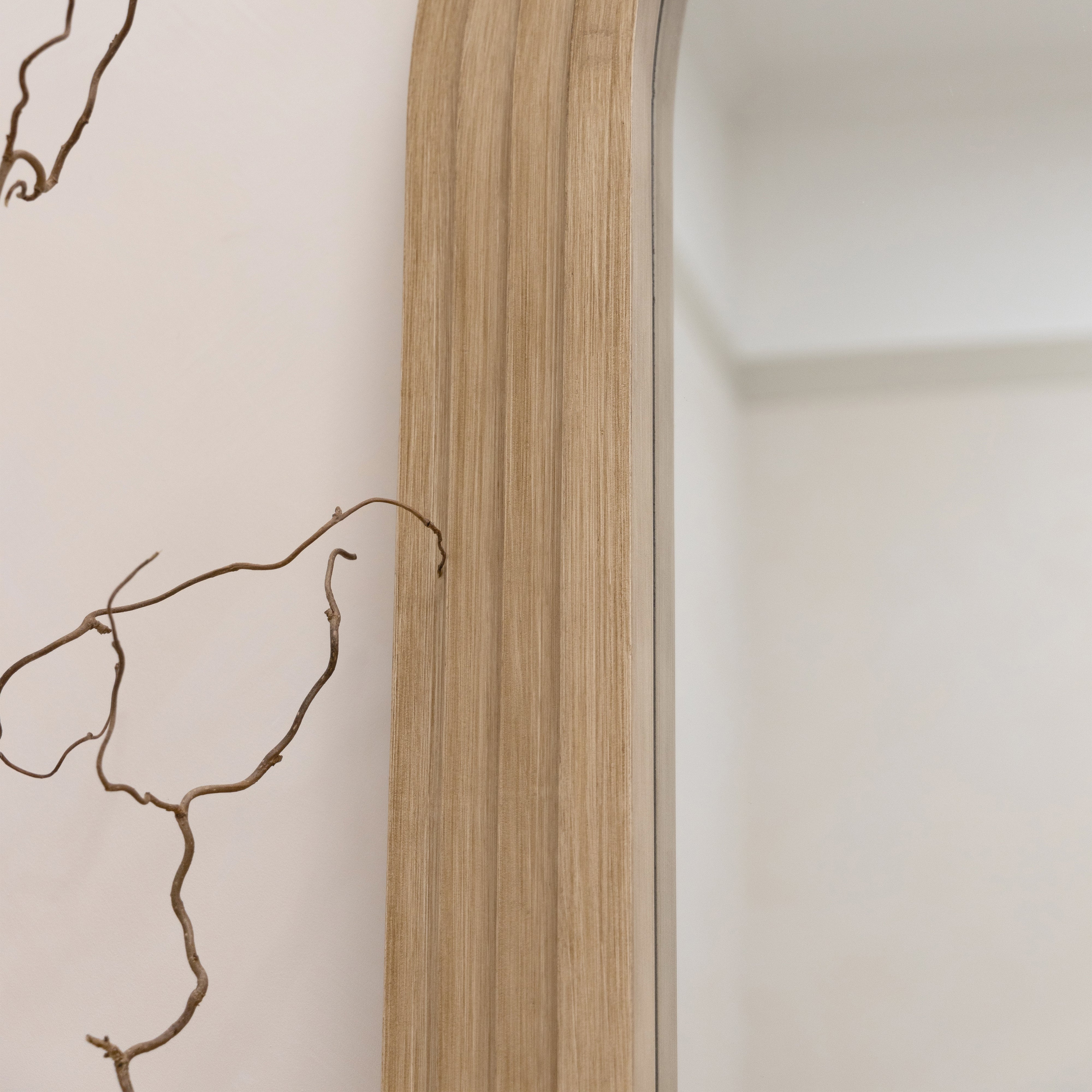 Luciana - Miroir Arqué Pleine Longueur en Bois Lavé - 180 cm x 110 cm Center Kasa