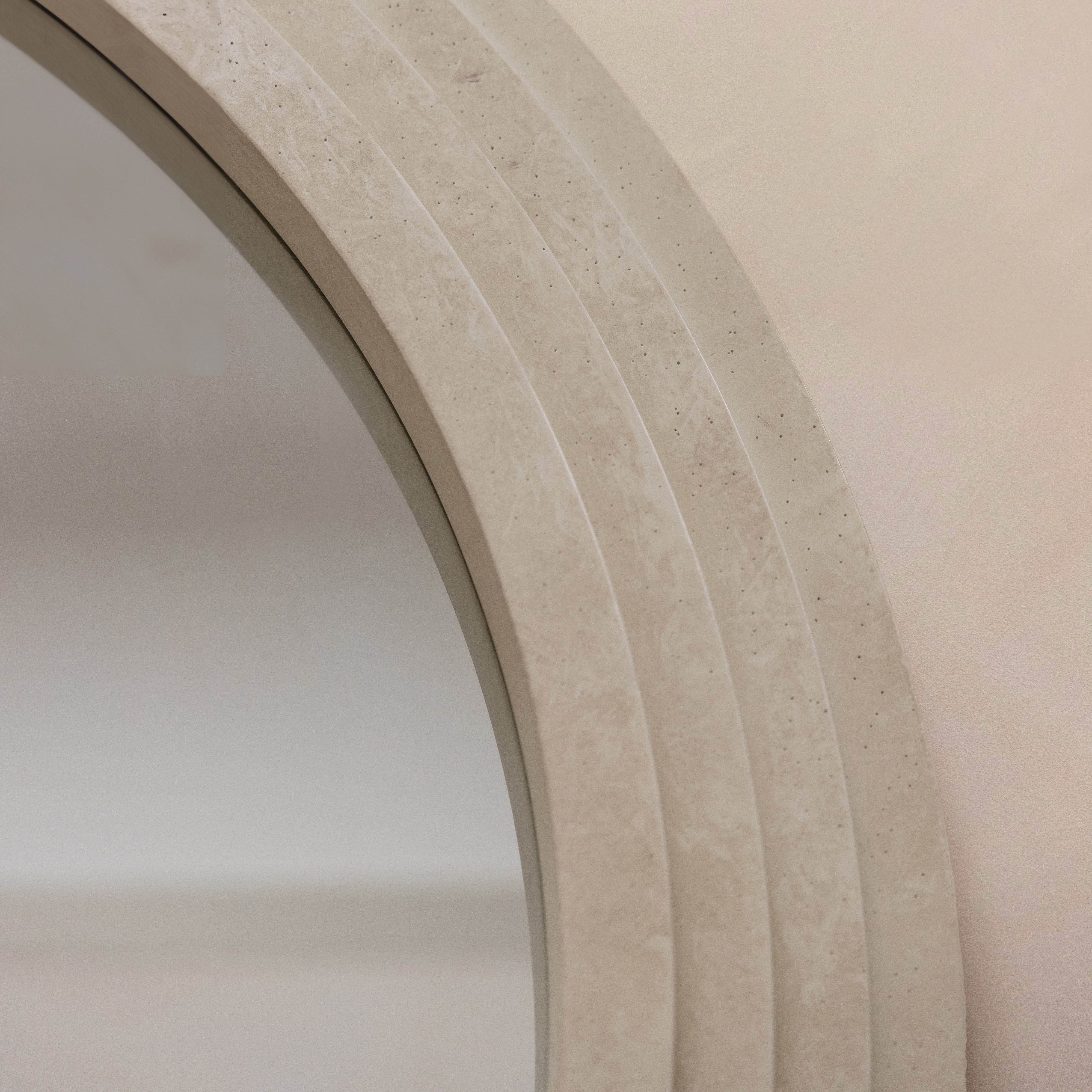 Miroir Mural Rond Luciana - Effet Béton Design - 110 cm x 110 cm Center Kasa