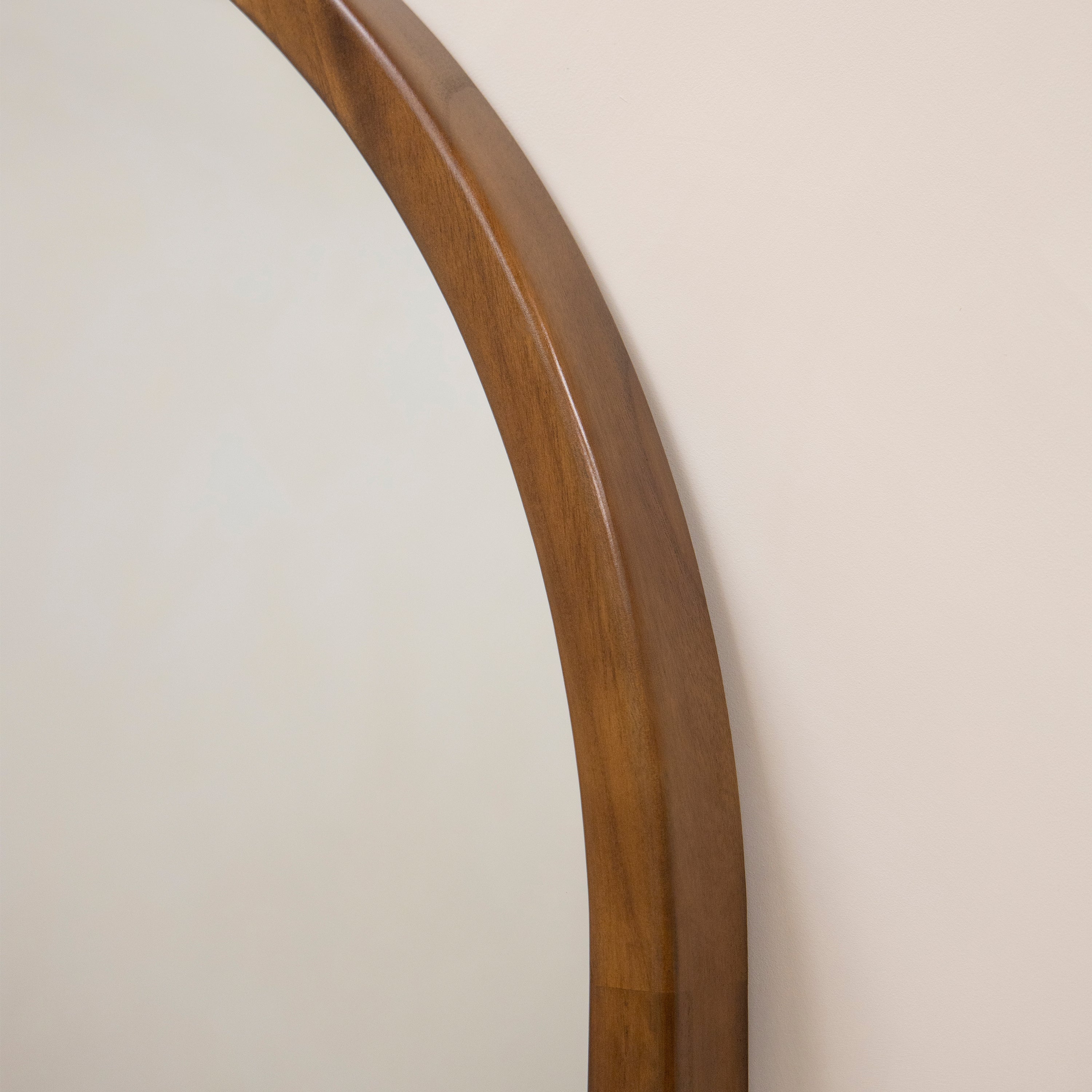 Miroir Arqué Tamara en Noyer – Pleine Longueur, 190 cm x 110 cm Center Kasa