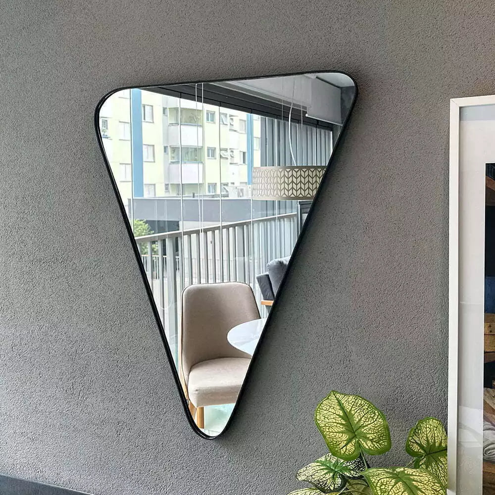 Miroir triangulaire 78x62cm Center Kasa